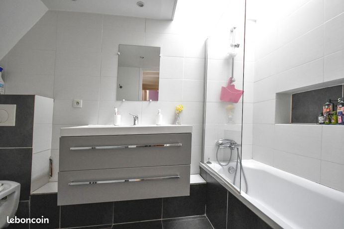 Maison a louer nanterre - 7 pièce(s) - 183 m2 - Surfyn