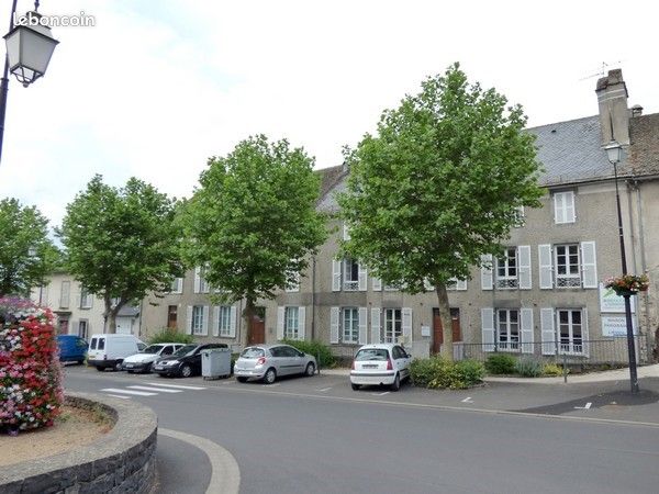 Appartement 1 pièce 18 m² · à Mauriac · 18 m² · 279 €
