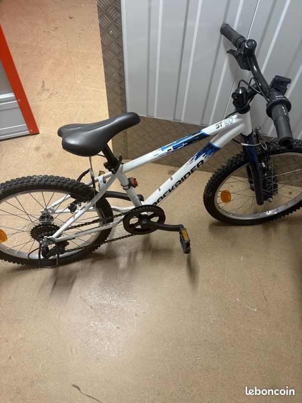 VTT enfant Rockrider ST 120 20 pouces – 6 à 9 ans (image 1)
