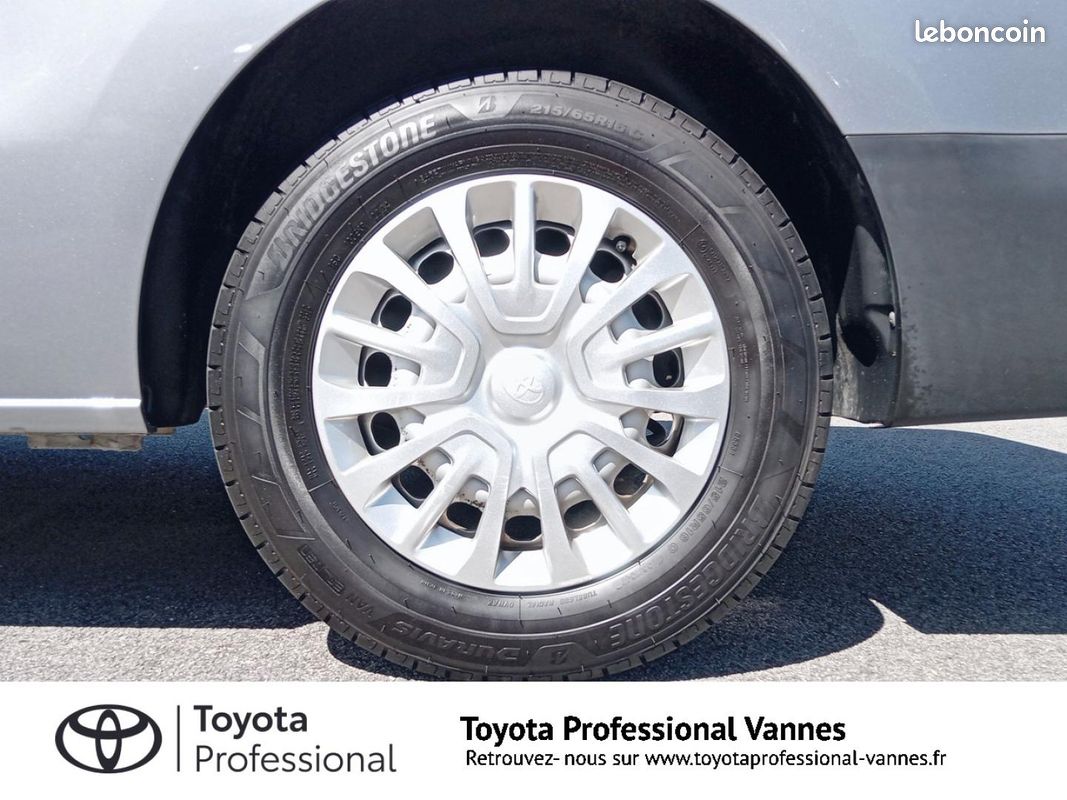 Toyota PROACE Combi Long 1.5 120 D-4D Dynamic MY20 (image 13)