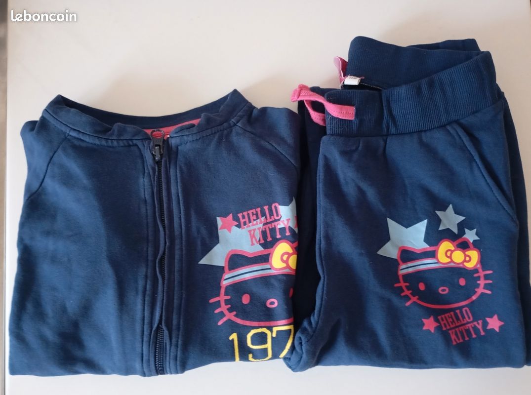 Ensemble veste et pantalon . 7/8 ans . Hello Kitty. Coton bleu et imprimé . Très bon état (image 19)
