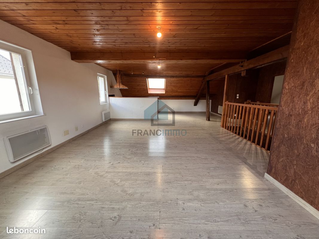 Appartement 3 pièces 72 m² · à Damprichard · 72 m² · 610 €/mois