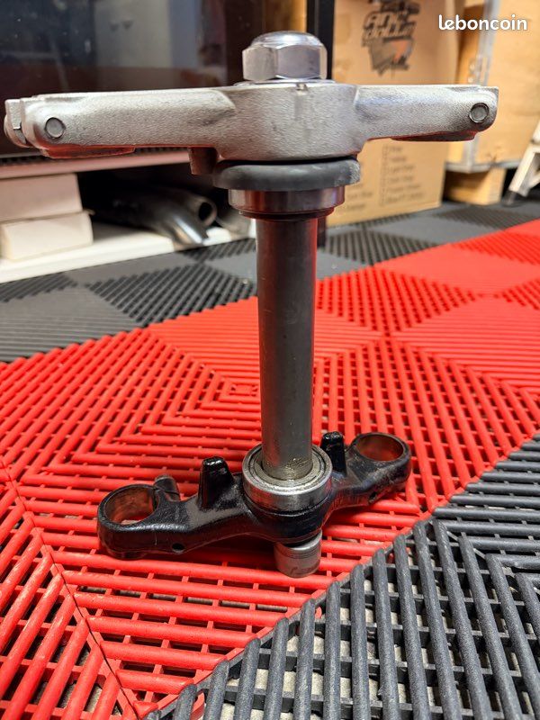 Vend te de fourche complet Honda cbr 125 (image 3)