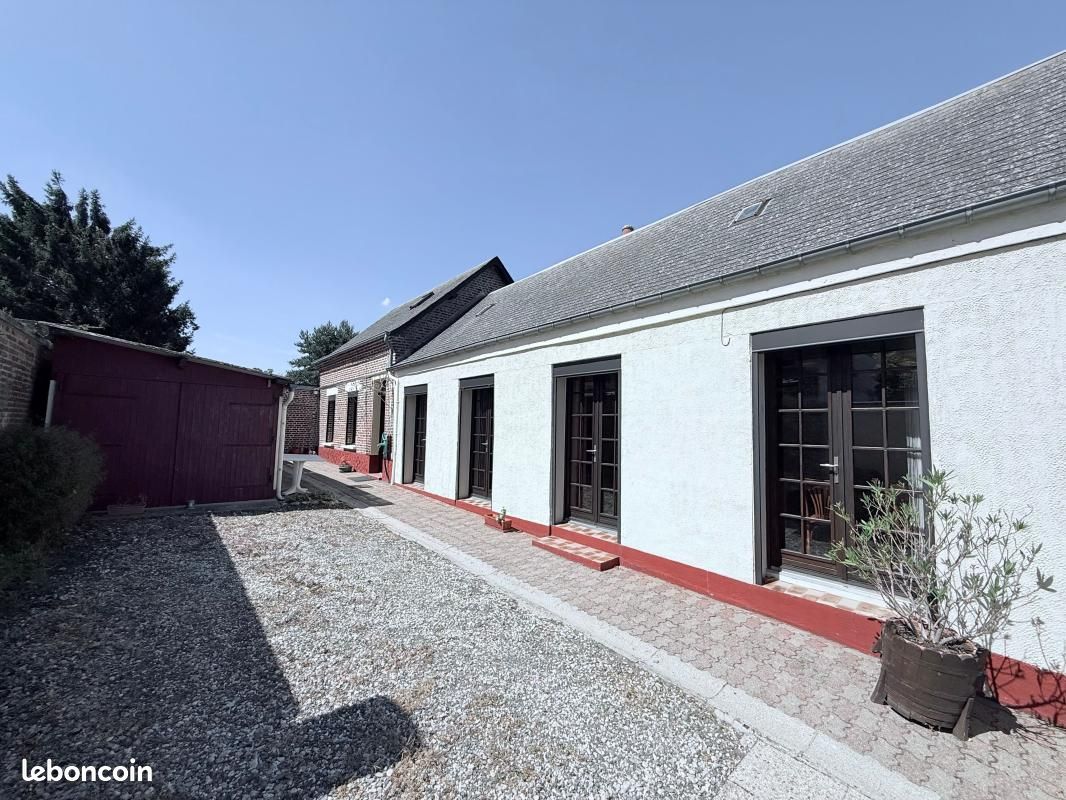 Maison 3 pièces 90 m² · à Mennevret · 90 m² · 94 900 €