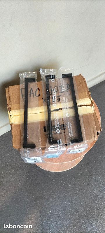 Poignée pour meuble noir mat (image 1)