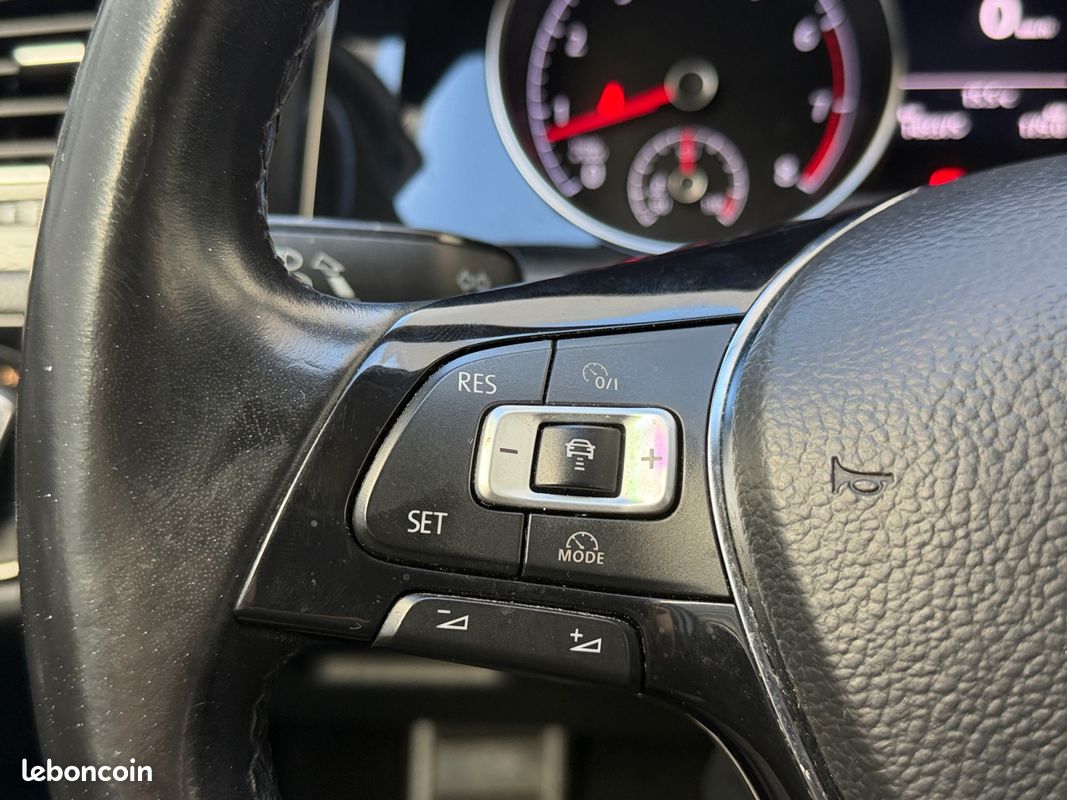 VOLKSWAGEN GOLF 1.4 TSI 125 DSG7 Sound - Carplay - Caméra - ACC - GARANTIE 12 MOIS (image 18)