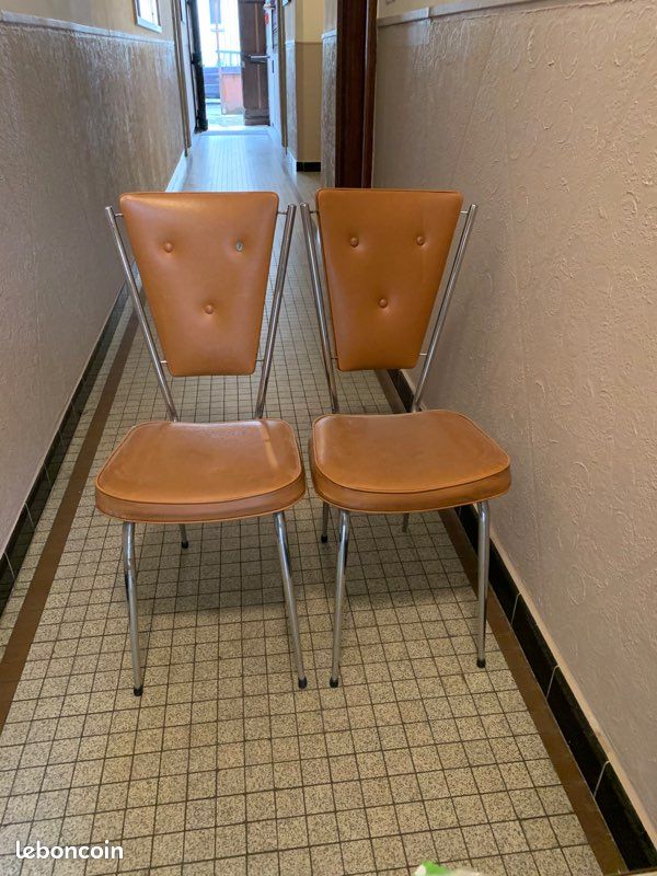 Deux chaises vintage (image 1)