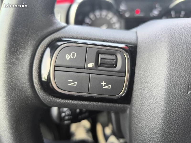 Citroen C3 PureTech 110ch Shine S&S E6.d (image 17)