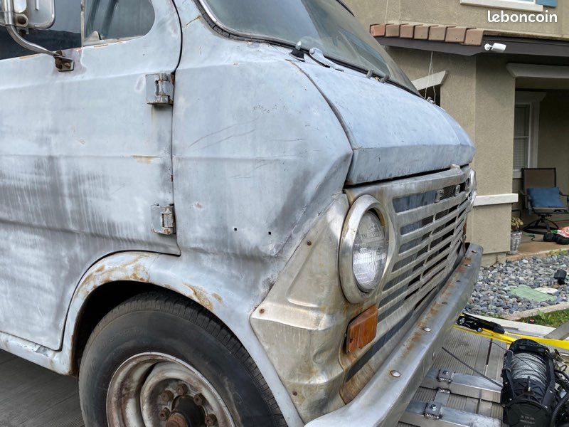 Econoline 69 V8 302 complet à restaurer (image 19)