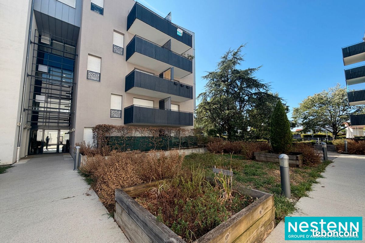Appartement 3 pièces 68 m² · à Décines-Charpieu · 68 m² · 249 000 €