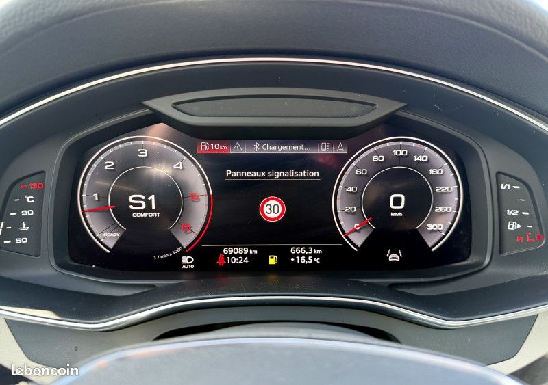 Audi A6 AVANT 50 TDI 286CH AVUS QUATTRO TIPTRONIC / Toit ouvrant / Attelage / Suivi entretien (image 14)