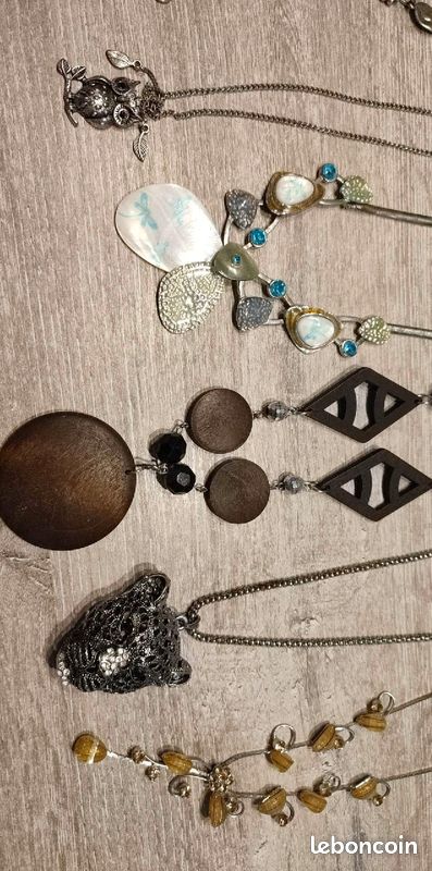 Lot de colliers fantaisie (image 4)