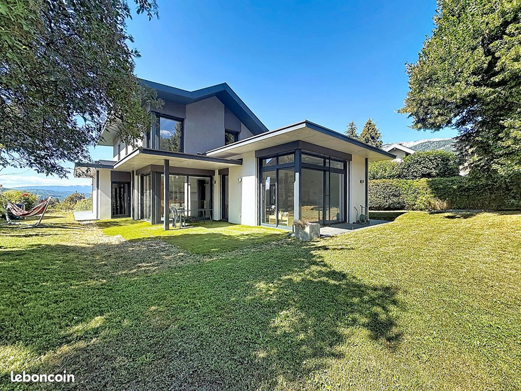 Maison 6 pièces 160 m² · à Annecy · 160 m² · 1 695 000 €