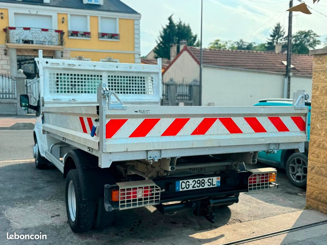 FORD TRANSIT 2.2 TDCI 100CV BENNE BASCULANTE,PROPULSION ,CLIM REPRISE POSSiBLE
REPRISE POSSIBLE (image 4)
