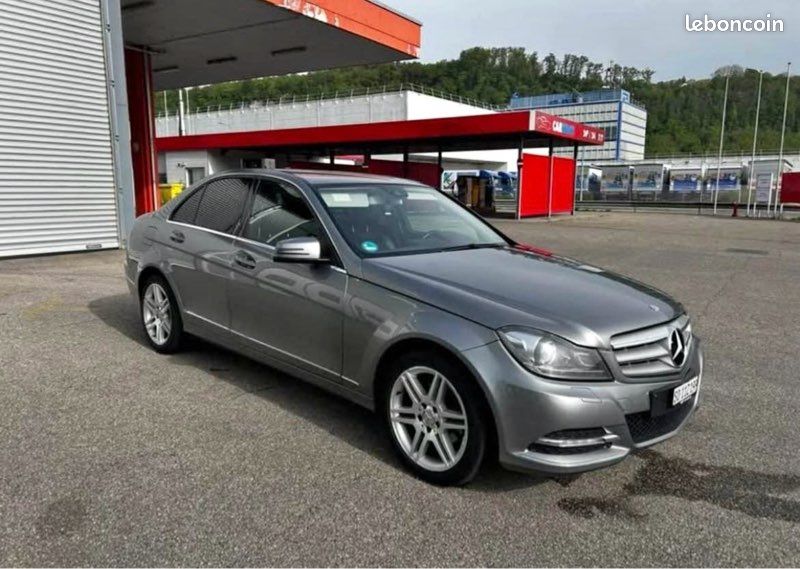 Mercedes benz c200 CDI - Voitures