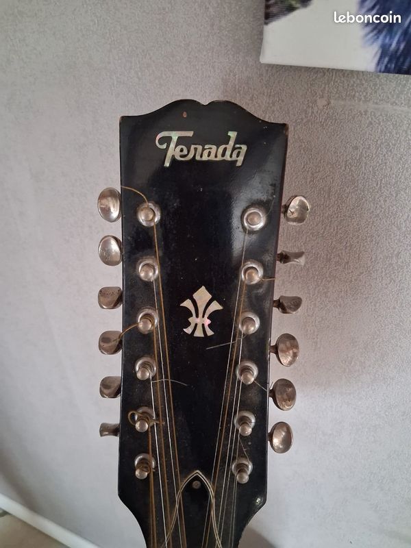 Guitare (image 1)