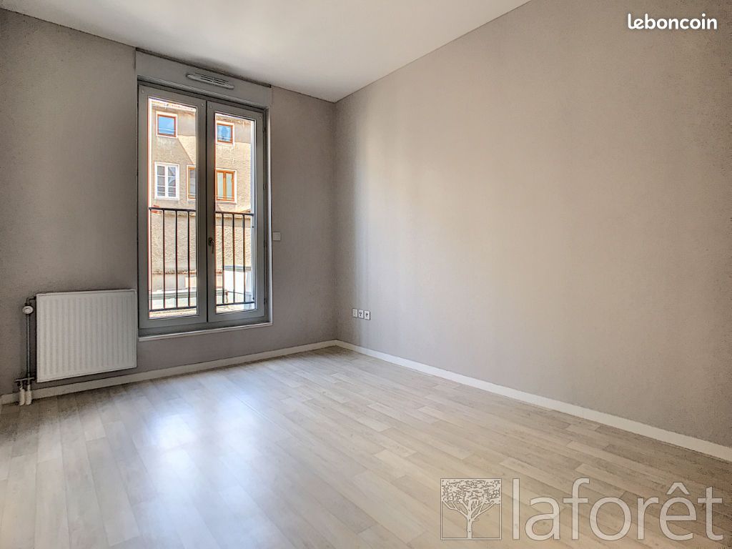 Appartement a louer chalons-en-champagne - 2 pièce(s) - 47 m2 - Surfyn