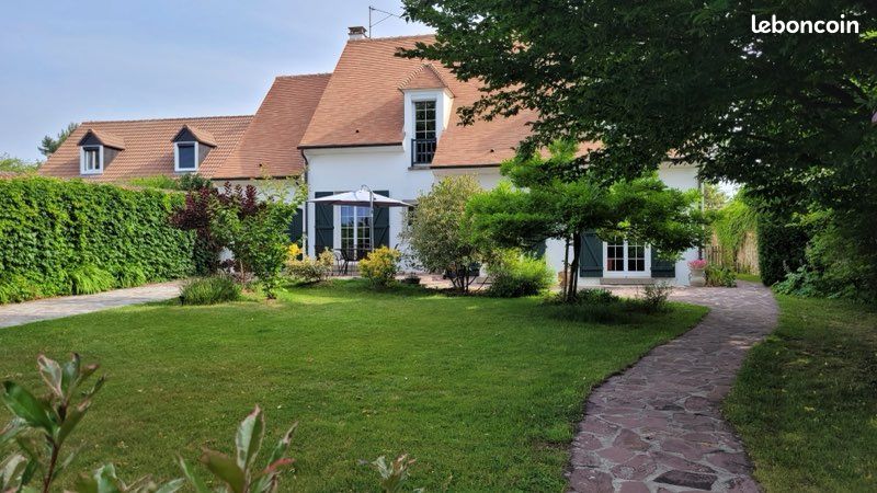 Maison 6 pièces 160 m² · à La Ville-du-Bois · 160 m² · 529 000 €
