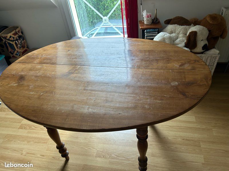 Table Merisier vernis (image 2)