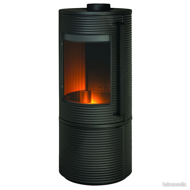 Poêle à bois étanche 7kW Invicta Altara (image 1)