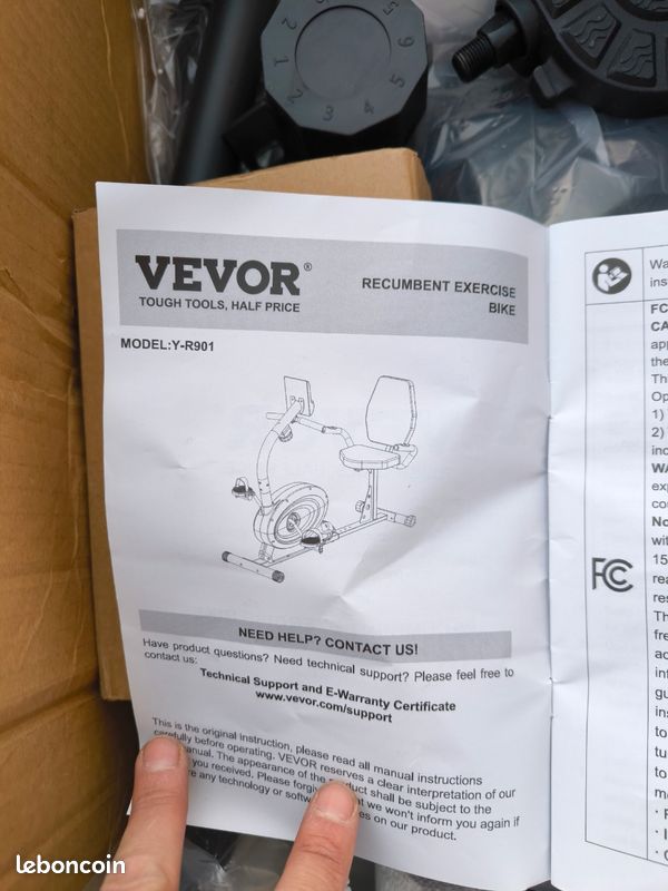 VEVOR Vélo d'Appartement Semi-Allongé, Vélo d'Exercice | WhichOne