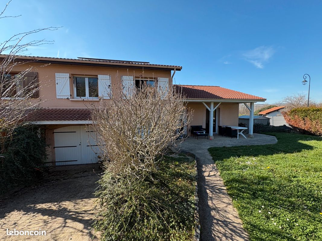 Maison 6 pièces 118 m² · à Civrieux-d'Azergues · 118 m² · 399 000 €