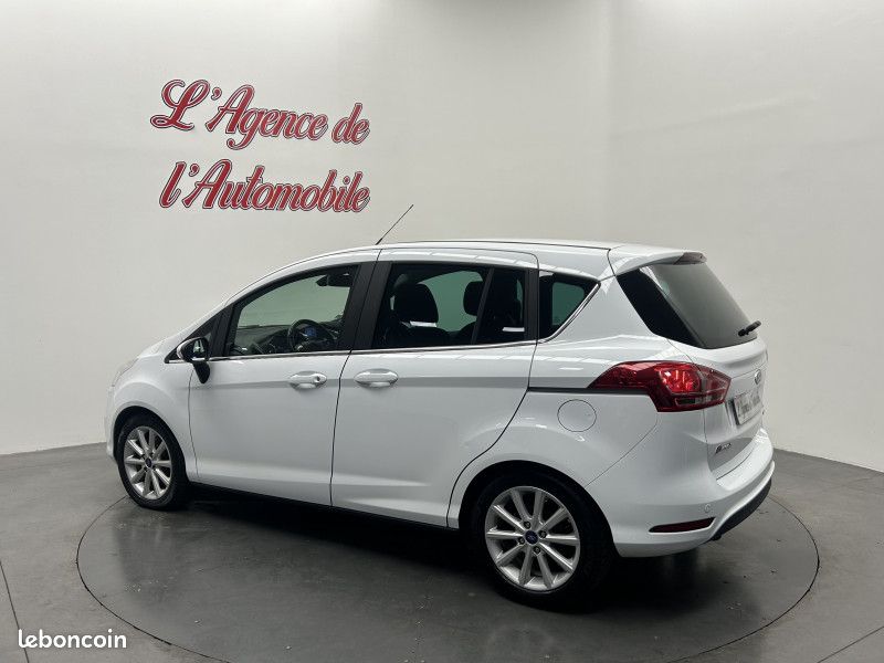 Ford B-MAX 1.0 scti 125 chTitanium / GPS / Climatisation / Régulateur / Radar (image 6)