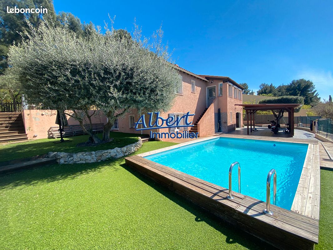 Maison 7 pièces 167 m² · à Ollioules · 167 m² · 648 000 €