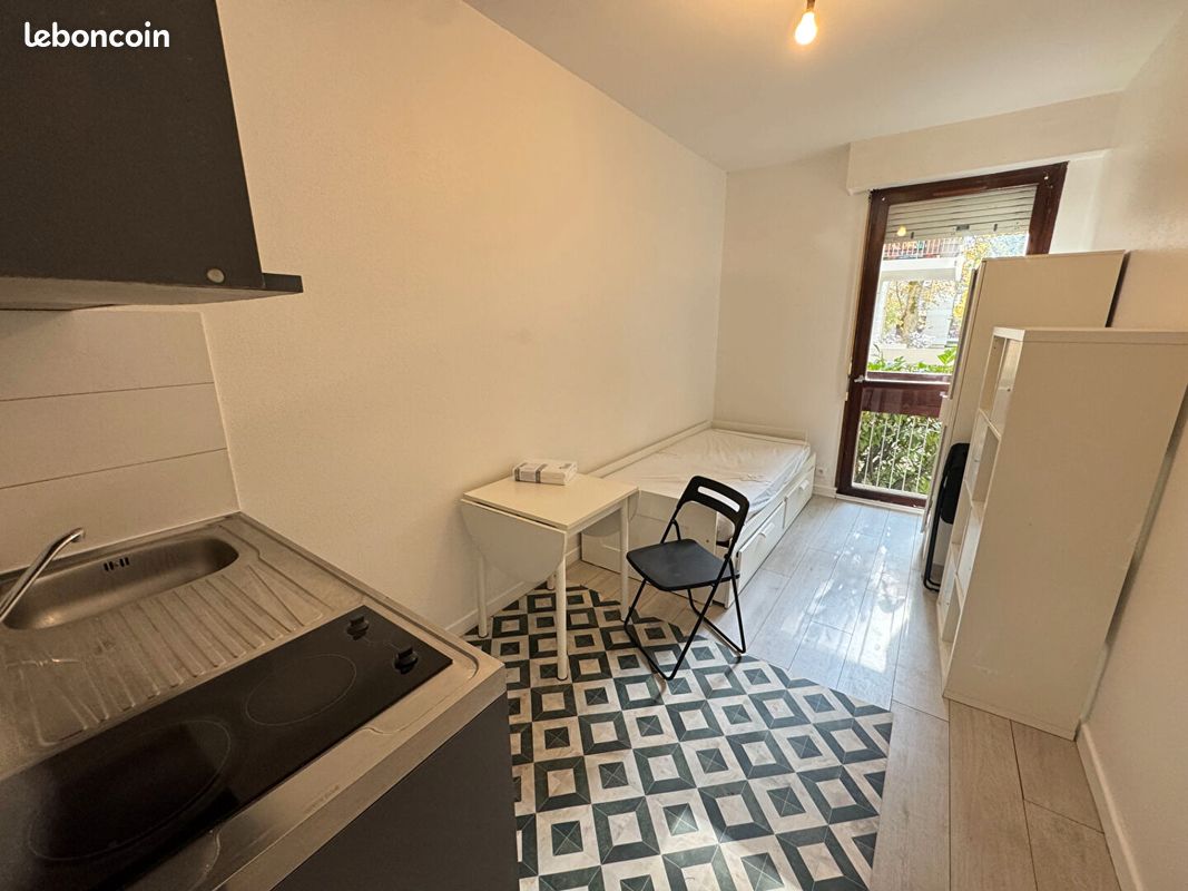 Appartement 1 pièce 15 m² · à Maisons-Laffitte · 15 m² · 596 €/mois