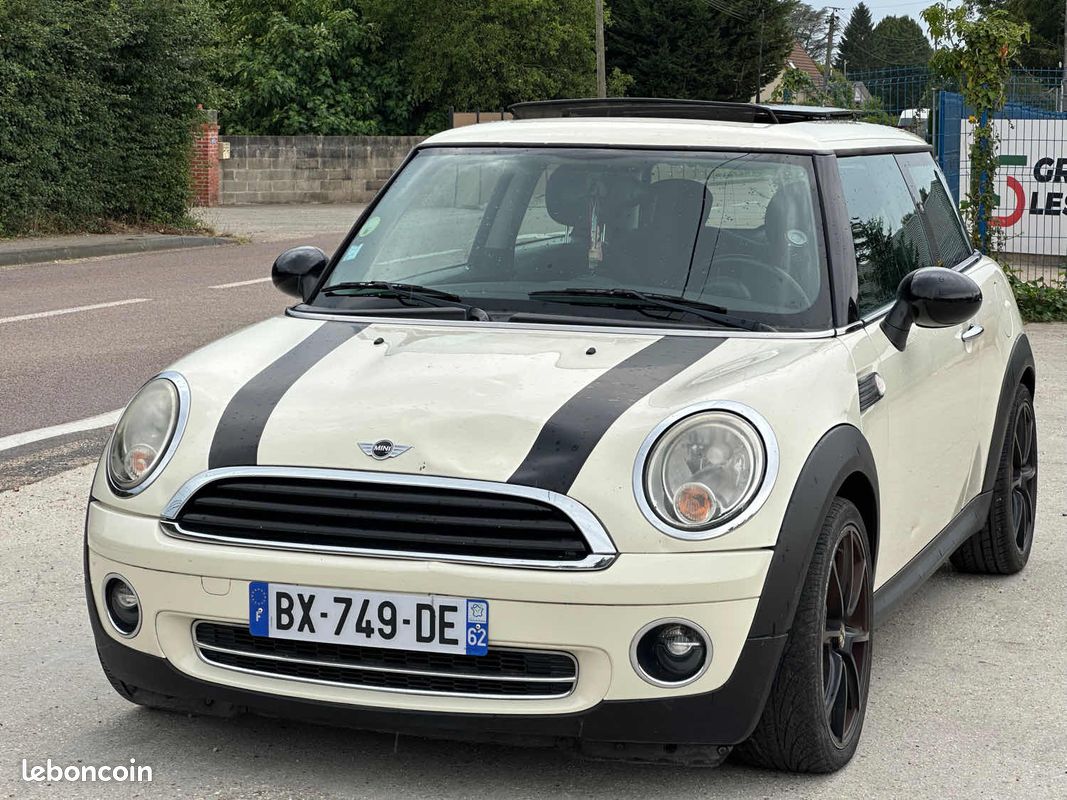 MINI MINI ONE 1.4i 95cv génération 2 r56 (image 2)