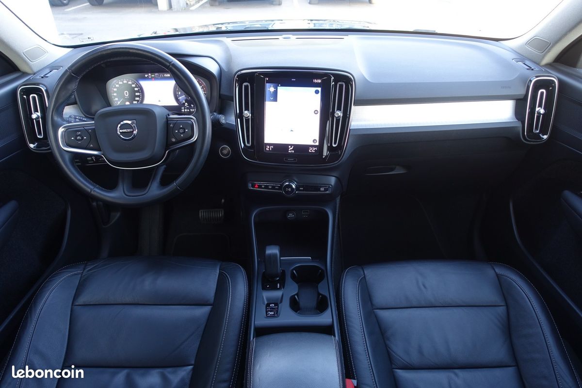 XC40 T4 Hybride Rechargeable Geartronic Inscription 211ch Cuir/Gps Europe/Carplay/Accès confort/Régulateur/Attelage/1*Main/Garantie 12 mois (image 7)