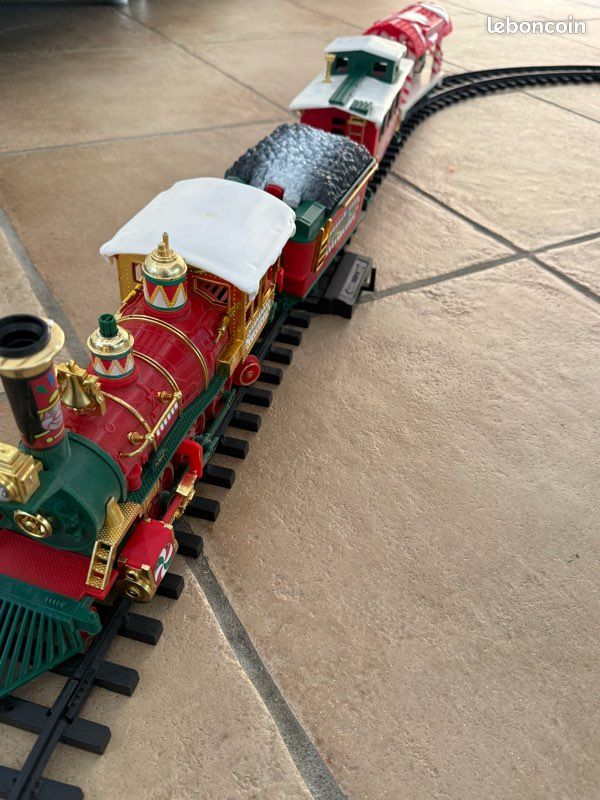 Train électrique de Noël (image 4)