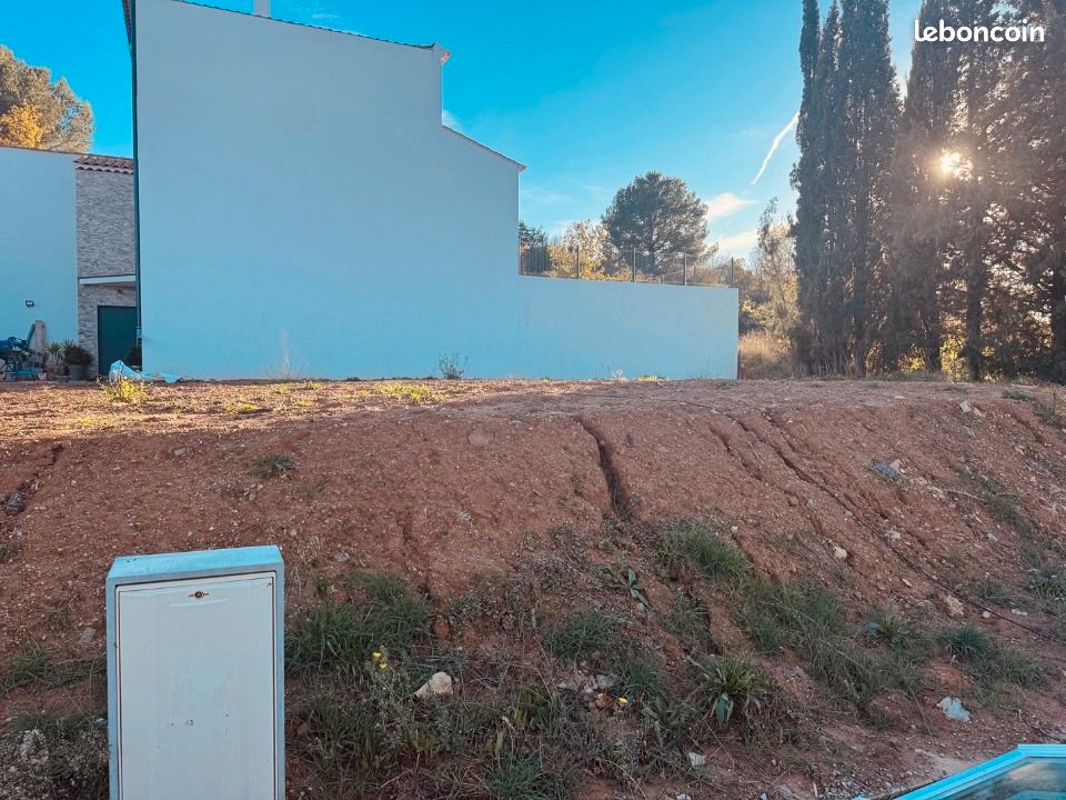 Terrain 497 m² Le Puy Sainte Reparade · à Le Puy-Sainte-Réparade · 179 000 €