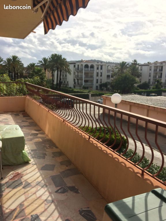 Appartement 2 pièces 45 m² · à Sanary-sur-Mer · 45 m² · 649 €/mois