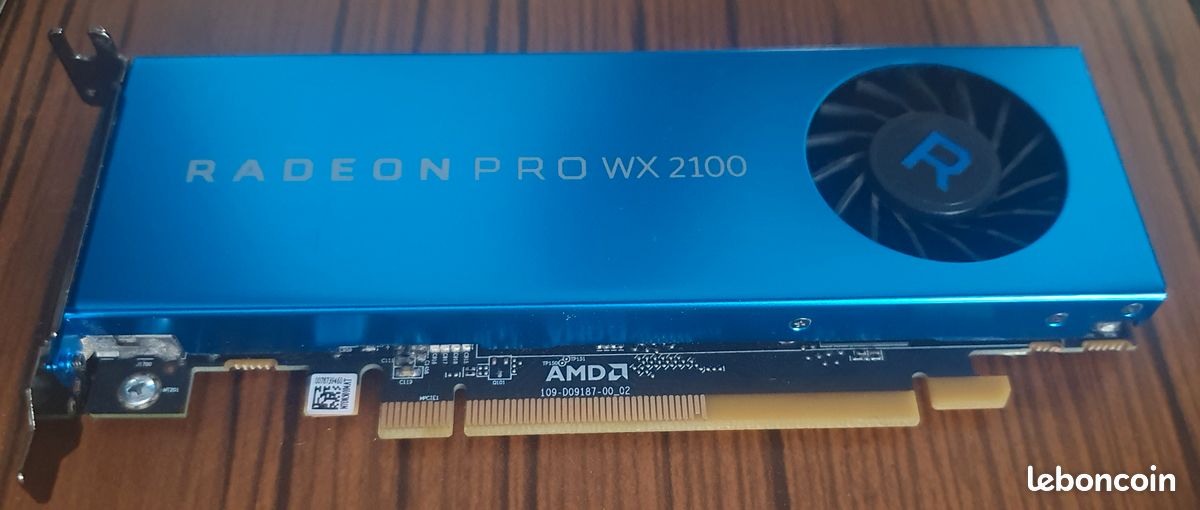 Carte graphique AMD Radeon Pro WX 2100 + Adaptateurs inclus (image 3)