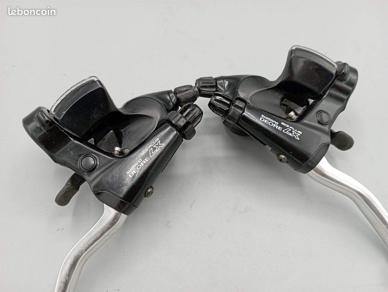 Neuves Shimano Deore LX Manettes de vitesses 3X7 ST-M664 - Équipements vélos