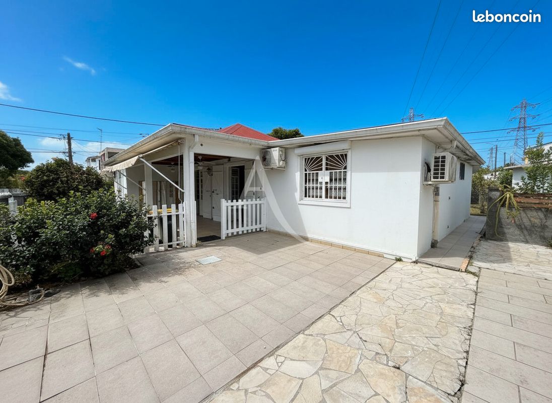 Maison 5 pièces 98 m² · à Les Abymes · 98 m² · 299 900 €