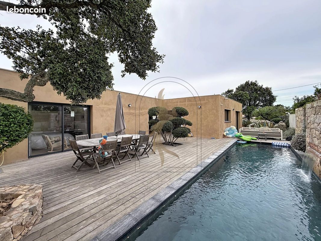 Maison 4 pièces 137 m² · à Lecci · 137 m² · 1 295 000 €