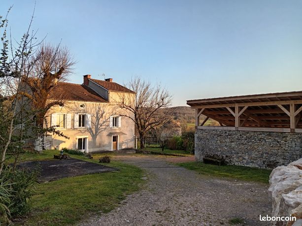 Maison à Lissac et Mouret