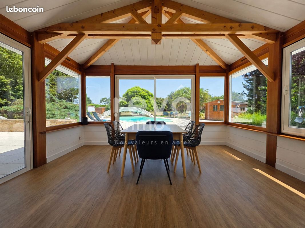 Maison 5 pièces 140 m² · à Saint-Colomban · 140 m² · 406 000 €