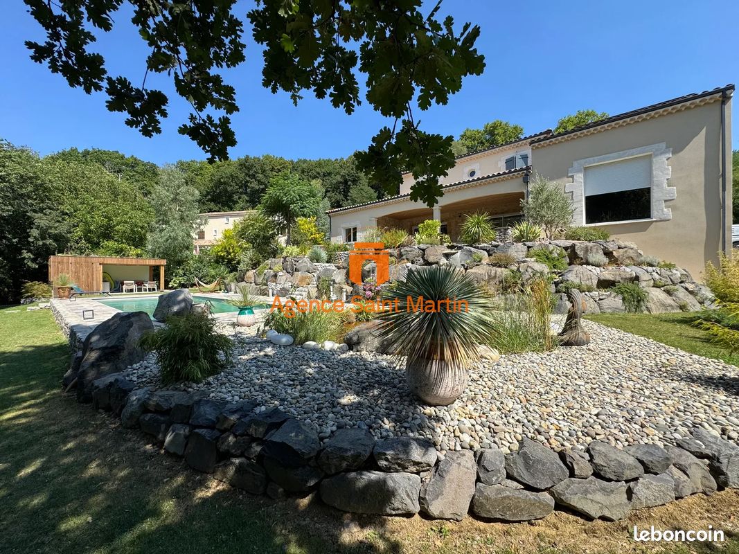 Maison 5 pièces 220 m² · à Montélimar · 220 m² · 850 000 €