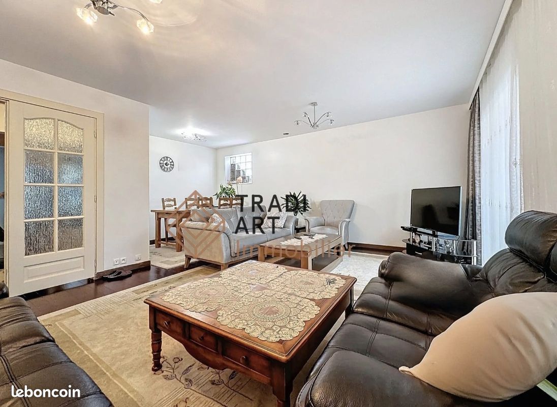 Appartement 4 pièces 102 m² · à Sainte-Geneviève-des-Bois · 102 m² · 284 000 €
