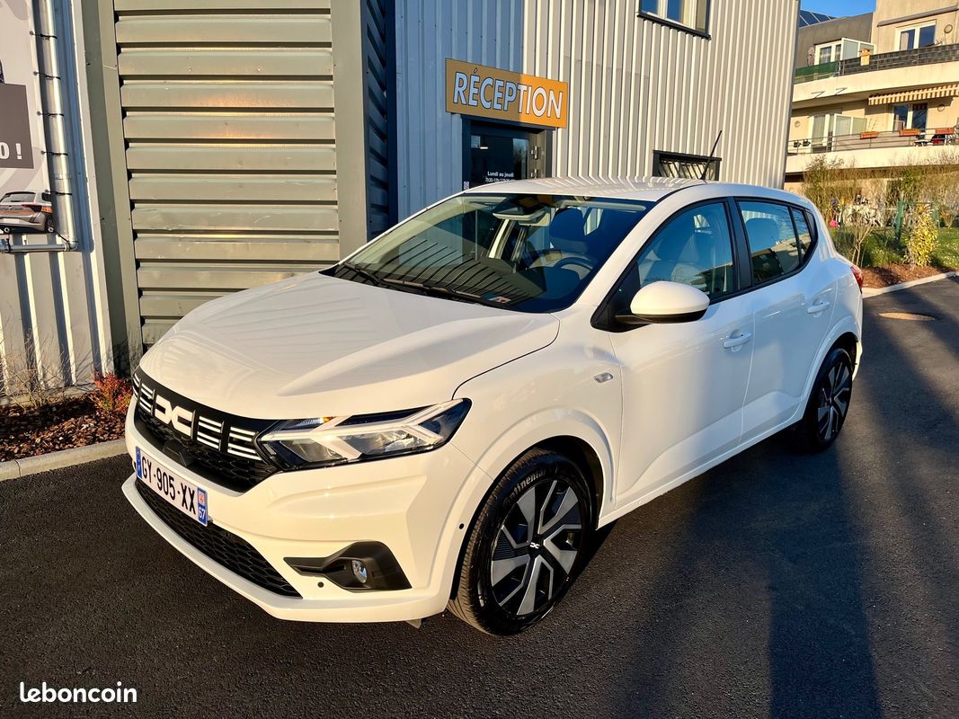 Dacia Sandero III - 1.0 essence SCE 65cv - finition Expression - garantie constructeur 09/2027 (image 1)