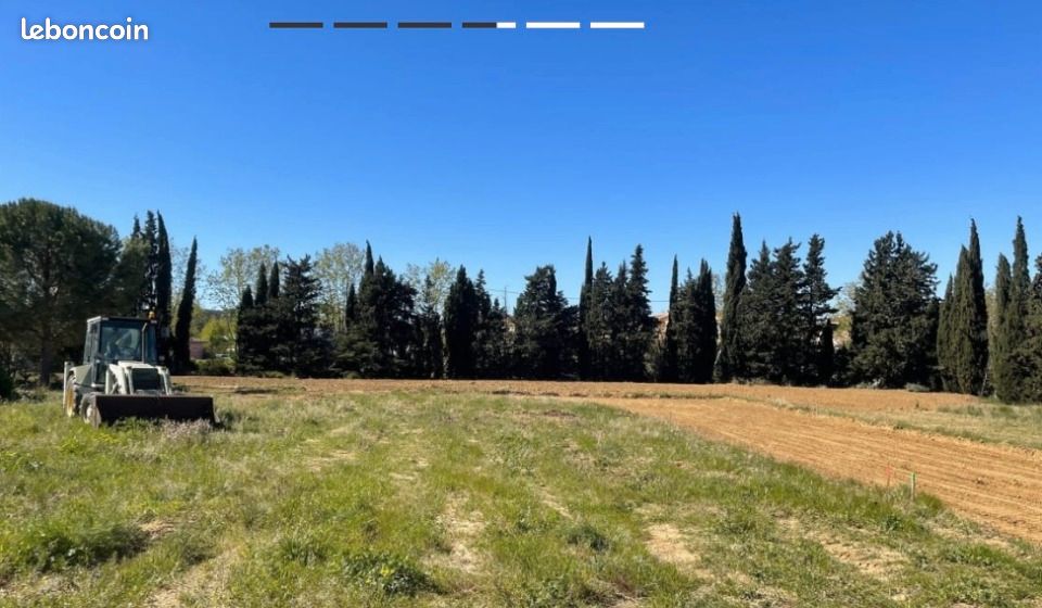 Terrain 408 m² · à Moussan · 99 900 €