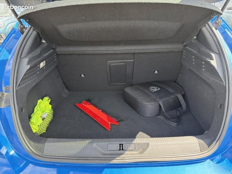 Peugeot 308 PHEV 225ch GT Pack e-EAT8 (image 6)
