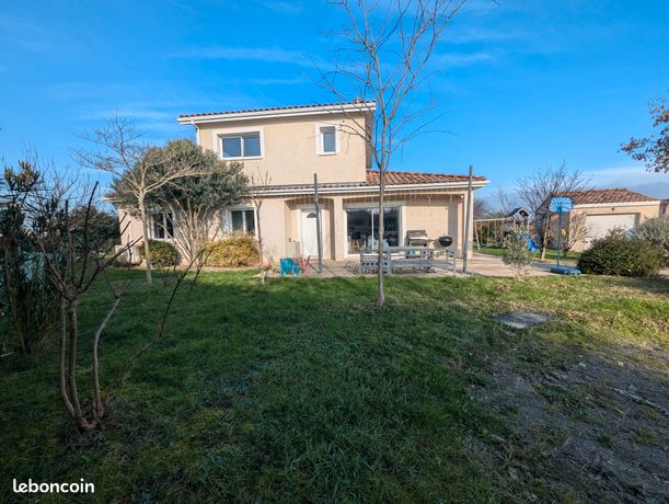 Maison 5 pièces 140m²