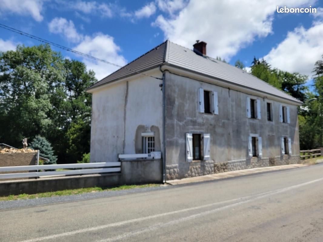 Maison 6 pièces 151 m² · à Giat · 151 m² · 177 900 €