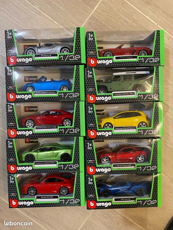 Lot De 60 Miniatures Burago – Voitures – Occasion