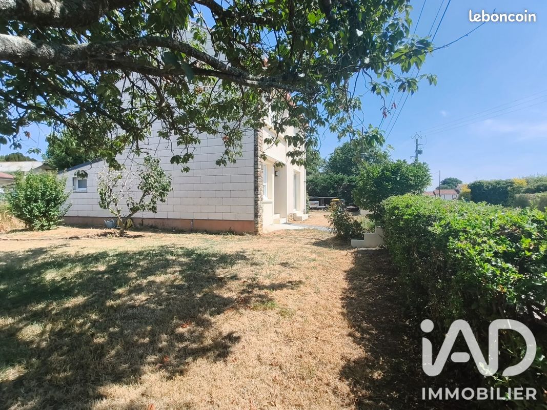 Maison 4 pièces 86 m² · à Chemillé-en-Anjou · 86 m² · 178 000 €