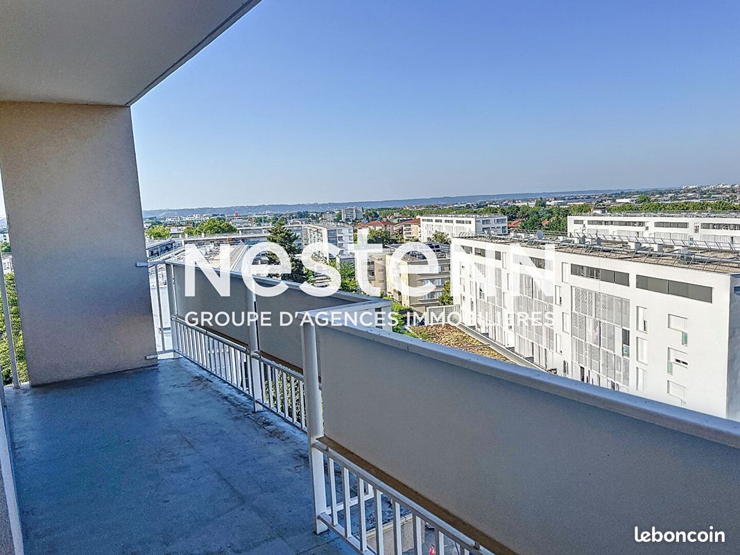 Appartement 2 pièces 53 m² · à Bron · 53 m² · 793 €